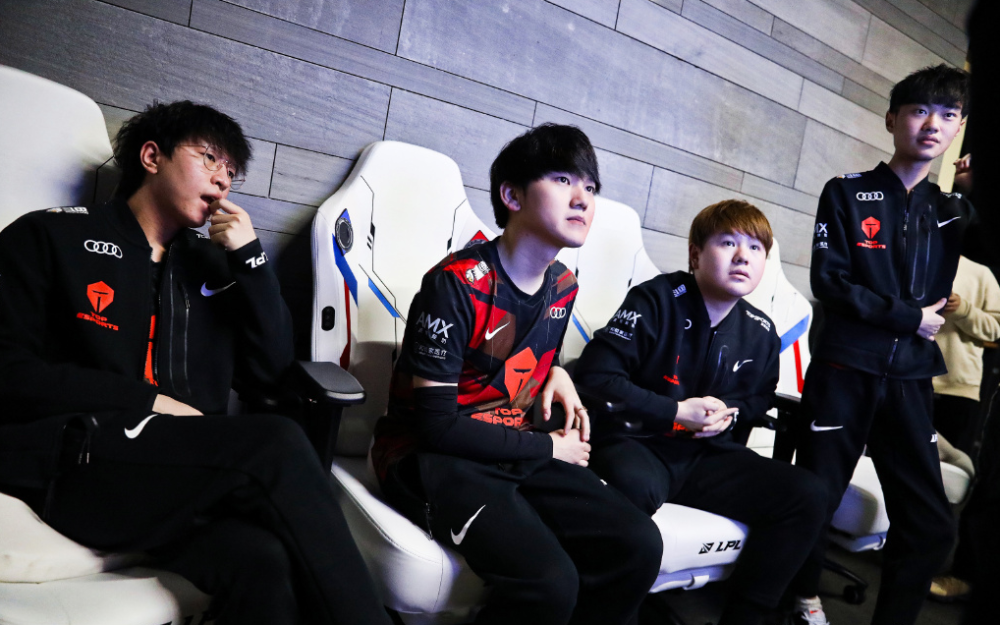 详细阅读:开云体育- rookie被rng打哭那场比赛 开云体育- rookie被rng打哭那场比赛