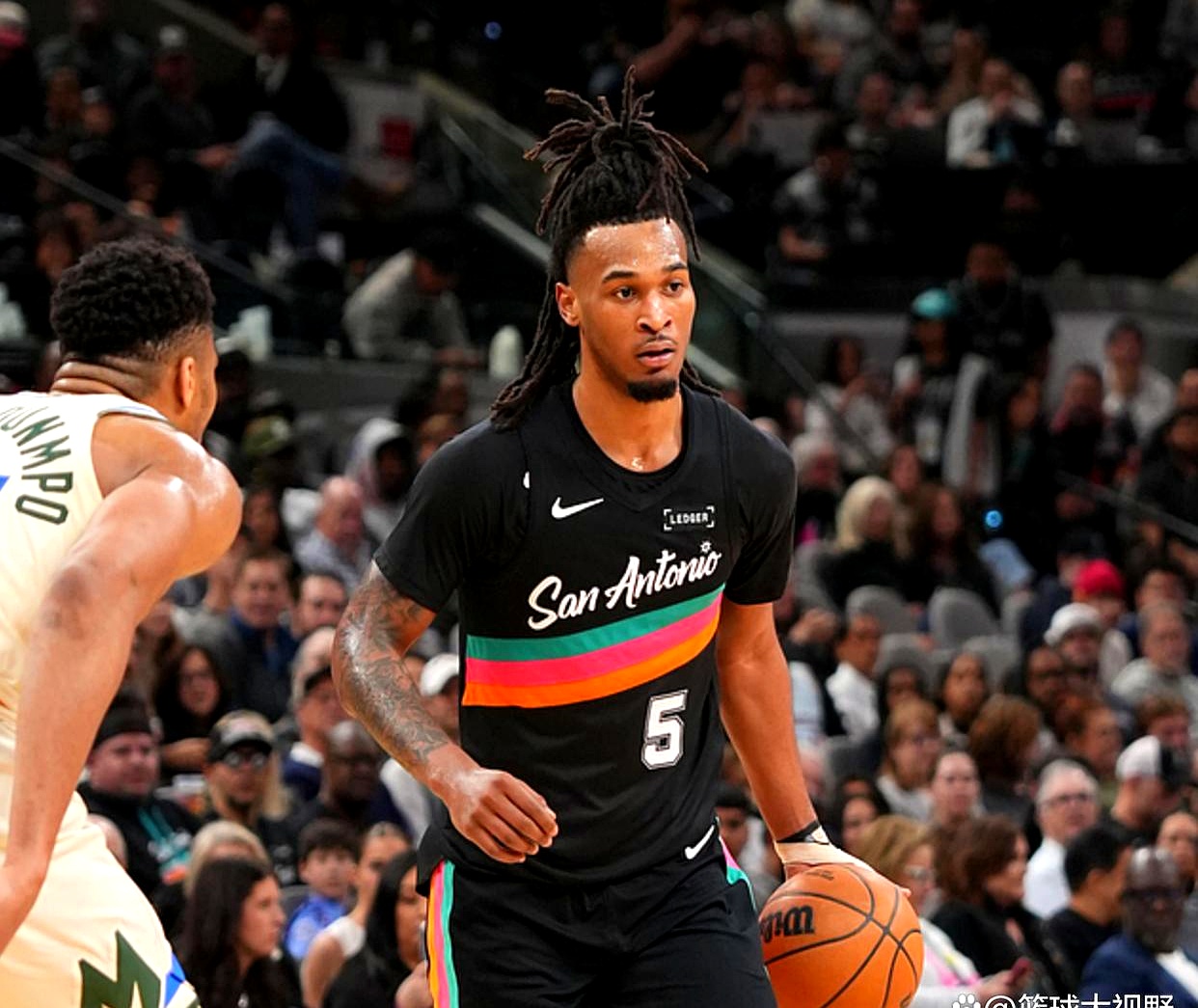 详细阅读:开云-字母哥在塞尔维亚队比赛中高光表现,势不可挡引发热议!的简单介绍 开云-字母哥在塞尔维亚队比赛中高光表现,势不可挡引发热议!的简单介绍