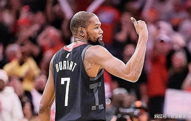 详细阅读:Kaiyun-杜兰特回归赛场,挺进下一轮首场状态亮眼,加拿大队观众沸腾!的简单介绍 Kaiyun-杜兰特回归赛场,挺进下一轮首场状态亮眼,加拿大队观众沸腾!的简单介绍